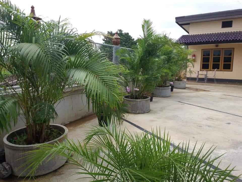 Yotin Guest House Trat Buitenkant foto