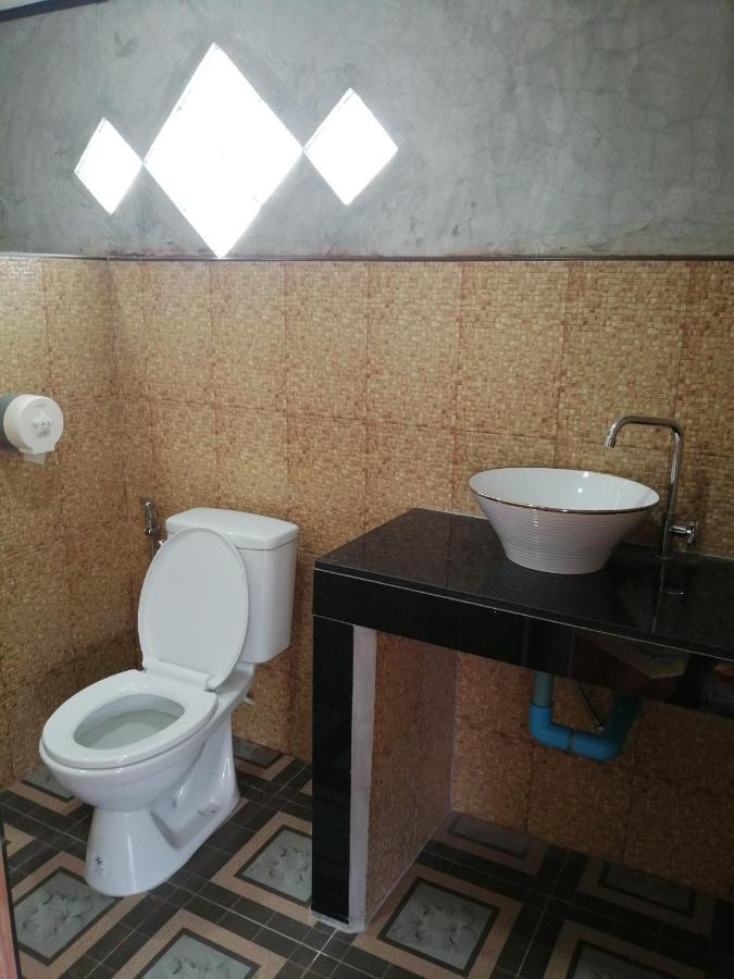 Yotin Guest House Trat Buitenkant foto