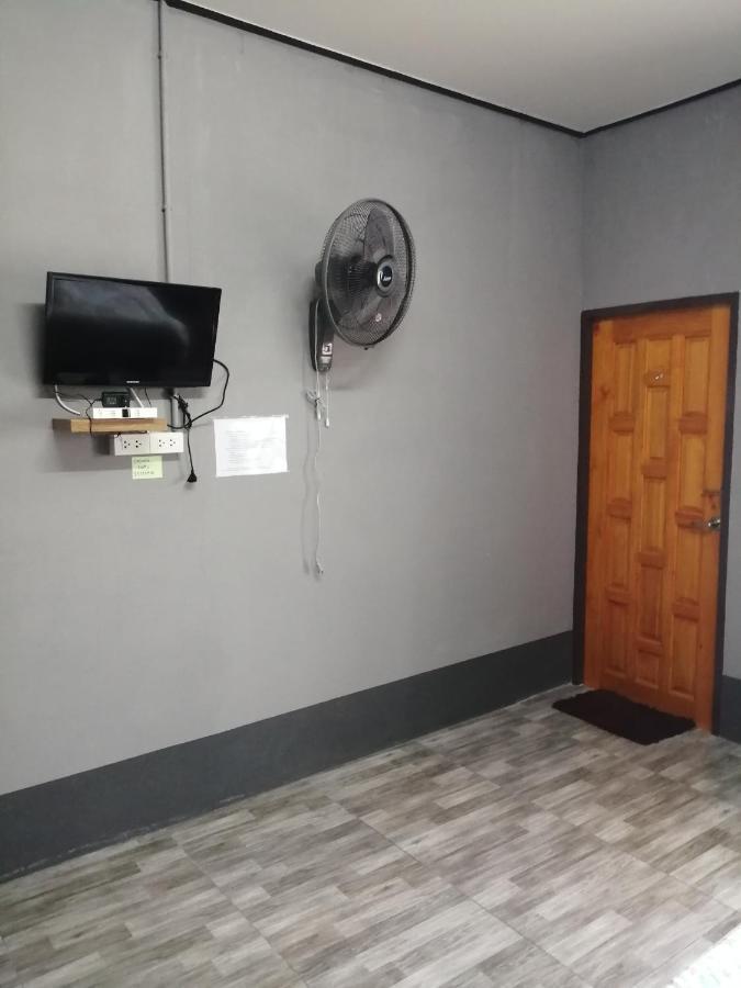 Yotin Guest House Trat Buitenkant foto